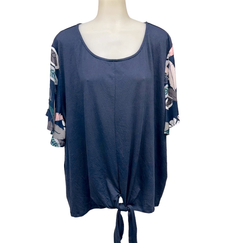 AVENUE Top Tie Front Navy Full Short Sleeve Floral Foliage Plus Size 26/…